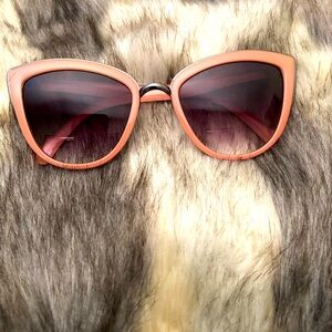 WOMENS FASHION SUNGLASSES